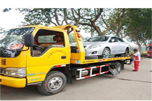 玉山附近24小时汽车拖车服务热线